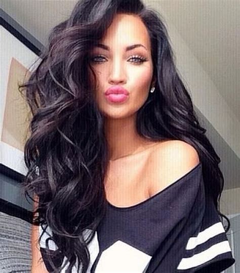 14 Top Notch Haircuts For Women With Long Thick Hair
