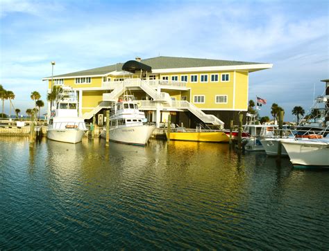 Pensacola Beach Pontoon Boat Rentals Is Located At Pensacola Beach
