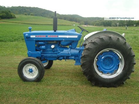 The Ford 5000 Was A Blue And White Tractor In Production From 1964 By