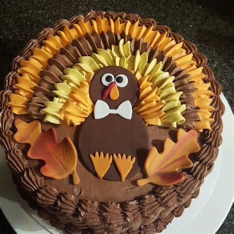 Look at these awesome thanksgiving cakes! Turkey cake | Thanksgiving cakes