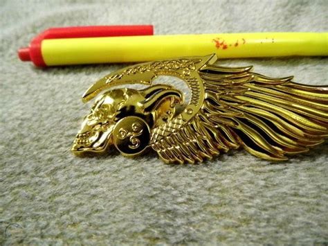 Scull Badge Wing Biker Vest Pin Gold Tone Not Outlaw Hells Angels Pagen
