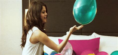 Selena Gomez Balloon Shoot Atleast Say Thanks Daniela Dee Flickr