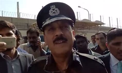 cjp issues 3 day deadline for sindh police to arrest rao anwar pakistan dawn