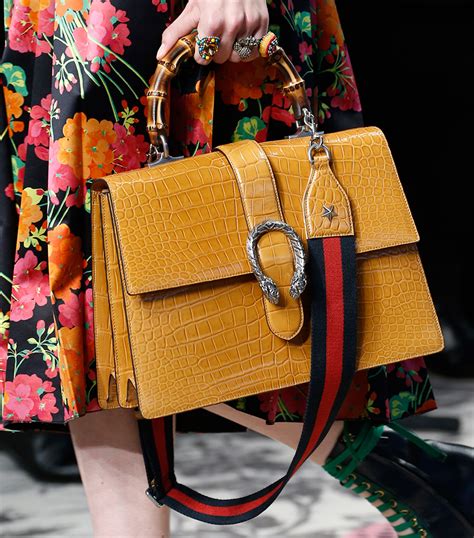 Gucci is a luxury fashion house based in florence, italy. Gucci Gets Detailed for Its Spring 2016 Runway Bags ...