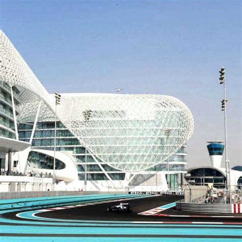 An unforgettable trip to the city of wonders!! Abu Dhabi City Tour
