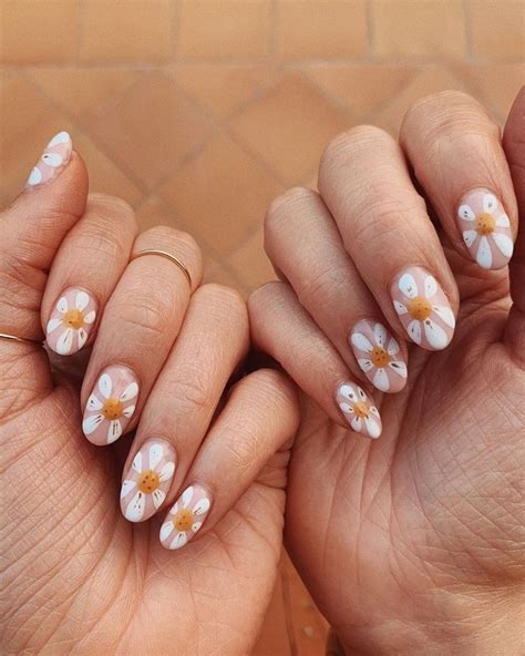 Flowers Spring Nail Art Idea Ig Emilyjanelathan Makeup Nails Gel