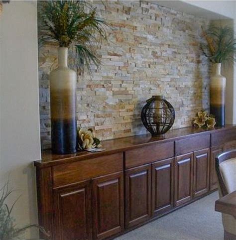 Wall decor above dining room buffet. Pin by Amtultalaat on Living room decor | Dining room ...