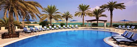 Lanjut beach & golf resort is a popular choice amongst travelers in kuala rompin, whether exploring or just passing through. Hilton al Hamra Beach & Golf Resort - Agenzia Viaggi ...