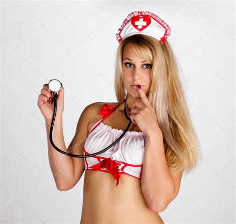 perdonado Restricción Masculinidad enfermeras en bikini nuez podar ganar