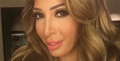 Farrah Abraham Flashes Bare Booty Gets Candid About Plastic Surgery