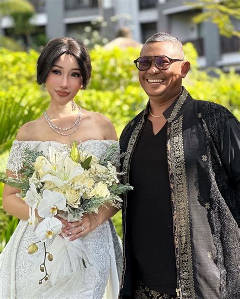 5 Potret Lucinta Luna Dan Alan Saat Tunangan Di Bali Mirip Banget