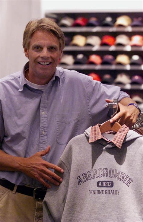 lawsuit sexual exploitation at abercrombie by former ceo jeffries