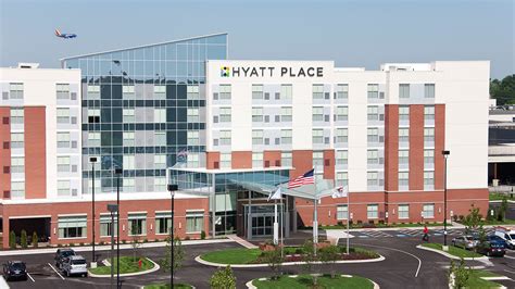 Hyatt Place Chicago Midway Airport – Legat Architects