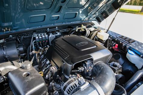Chevy 62l L92 V8 Land Rover Defender 110 Ecd Automotive Design