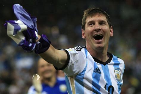 Messi Presentó Sus Nuevos Botines Para La Temporada Que Se Avecina