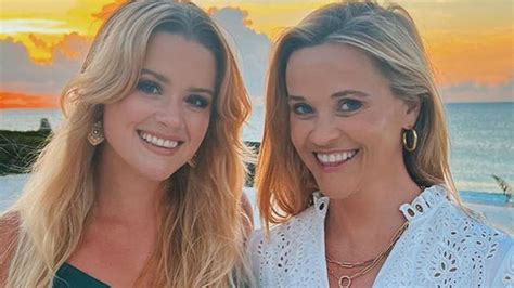 reese witherspoon s lookalike daughter has surprising reaction to age defying photo hello