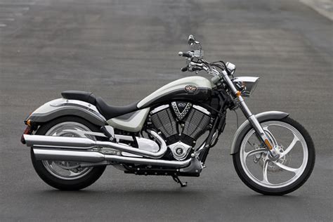 Undoubtedly, the best buy in a harley bagger! Women Riders Now - Motorcycling News & Reviews