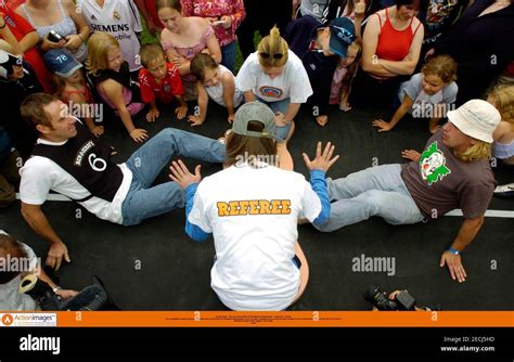 Sport World Toe Wrestling Championship Hi Res Stock Photography And