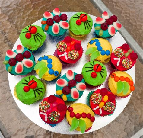 Beat for 1 minute and spread on the cupcakes. Pictures of Birthday Cupcakes for Kids Slideshow