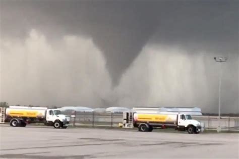 7 Injured As Tornado Hits Tulsa