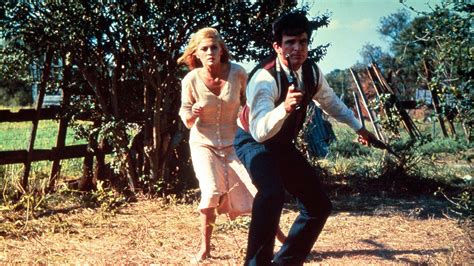 Bonnie And Clyde Review Movie 1967 Hollywood Reporter