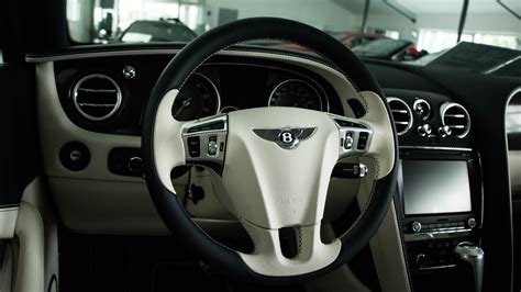 Gray And Black Car Steering Wheel Car Interior Bentley Car Bentley