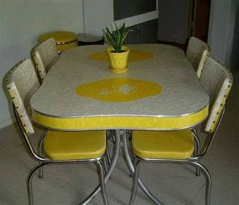 Vintage Yellow Formica Table Retro Kitchen Tables Kitchen Dinette Sets Retro Kitchen