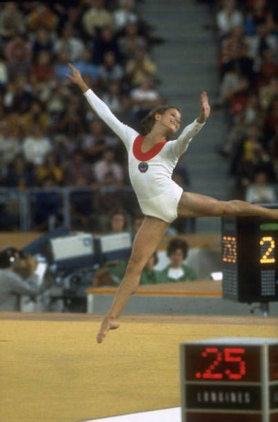 3 médailles d'or à 14 ans aux jeux de montréal 1976. 180 Olga Korbut ideas in 2021 | gymnastics, gymnastics ...