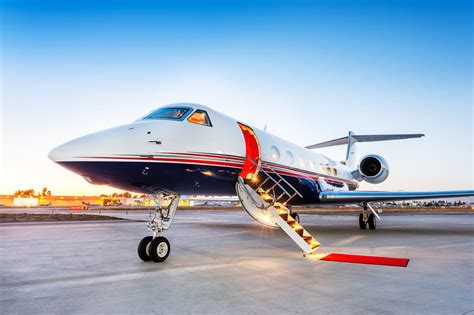 How To Book An Experienced Private Jet Charter Clay Lacy