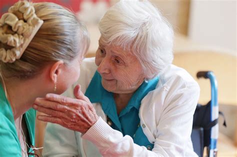 How To Handle A Dementia Patient Who Wants To Go Home Our Guide