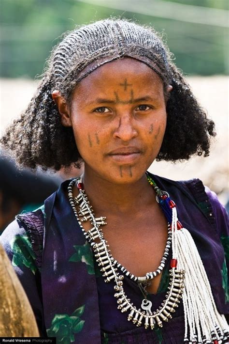 Afar Woman From Ethiopia Ethiopian People African Hairstyles Oromo