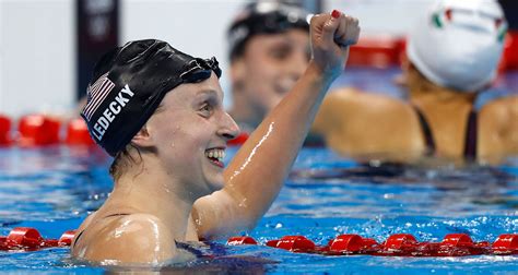 Flag bearer katie ledecky will wear the white denim jacket equipped with rl cooling, while the rest of team usa will have to wear a blazer, striped shirt, and scarf that makes them look like flight attendants. Katie Ledecky Wins Gold in 800m Freestyle & Beats Her Own World Record | 2016 Rio Summer ...