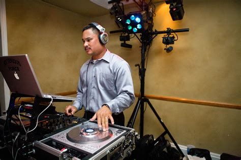 With Over 20 Years Of Expertise For Dj Services Our Disc Jockeys