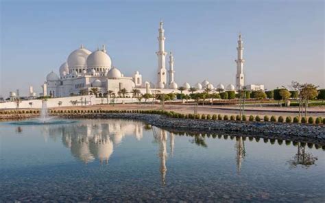 Sheikh Zayed Grand Mosque In Abu Dhabi Hd Wallpapers