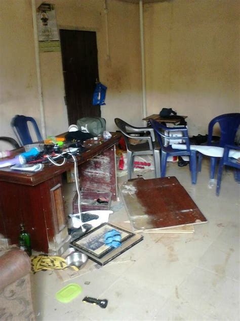 Kanu spoke after gunmen, which police said were members of the proscribed indigenous people of biafra (ipob) attacked. Nnamdi Kanu's House After Military Invasion In Umuahia ...