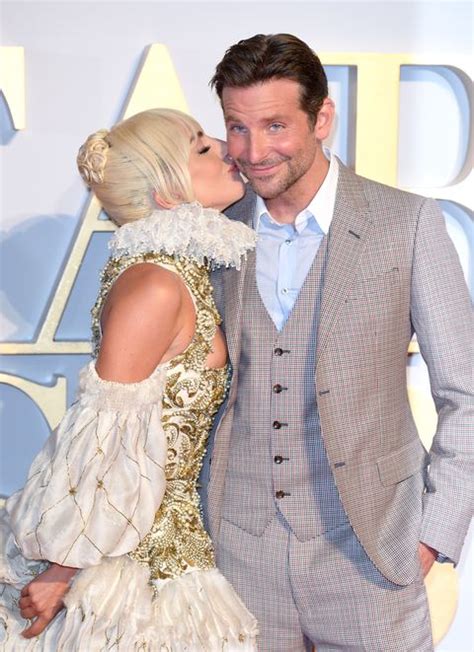 The inside story of bradley cooper and lady gaga behind the making of 'a star is born' the rumors surrounding lady gaga and bradley cooper's relationship. Zijn Bradley Cooper en Lady Gaga nu samen of niet?
