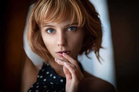 Marta Gromova Face Model Blue Eyes Finger On Lips Women Women