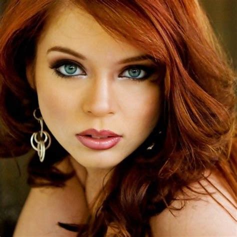 Auburn hair color is perfect for autumn but will also work for any other season as it can brighten a woman's appearance and also boost her confidence. Makeup for redheads. | Redhead makeup, Red hair blue eyes ...