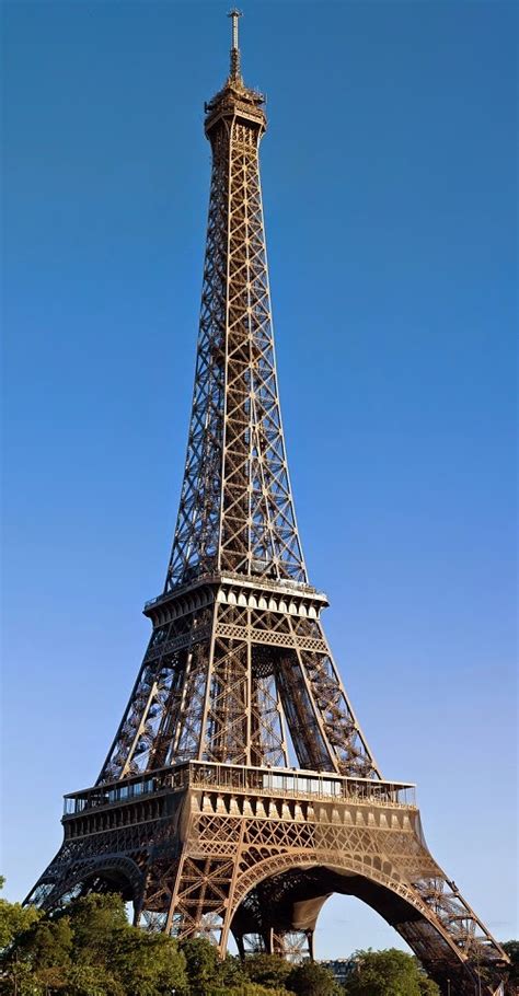 Arte Semplice E Poi La Torre Eiffel Una Sfida Per Larchitettura Dell