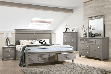 Browse our selection of bedroom furniture packages. Grant 5-Piece King Bedroom Set at Gardner-White
