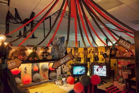 Halloween Office Decoration 70 Creepy Cubical Ideas Halloween