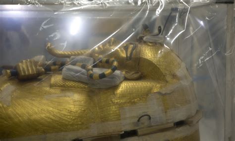 egypt begins restoration on king tut s golden coffin wwmt
