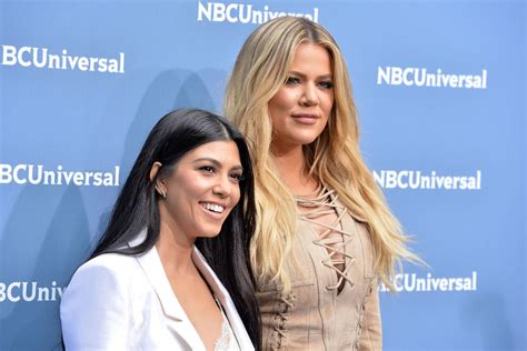 why kourtney kardashian and khloé kardashian think they re the most fun at their sisters parties