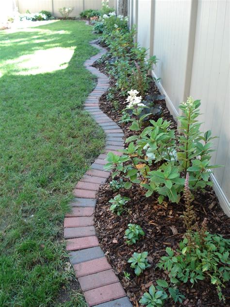 Garden Border Using Bricks Nicegard