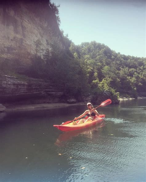 5 Excellent Places For Beginners To Kayak In Arkansas Arkansas