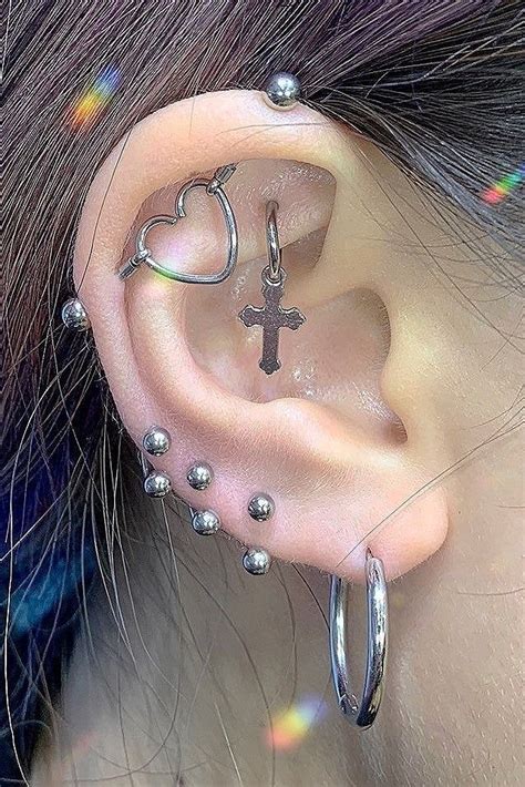 aesthetic piercing pretty ear piercings earings piercings cool ear piercings