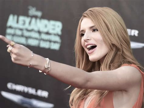 Actress Bella Thorne Ts Fiance With Diamond Ring