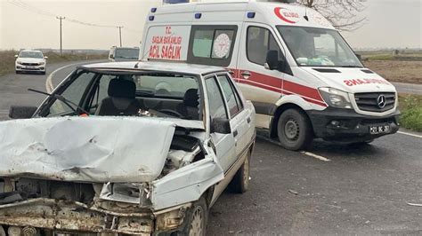 Diyarbakırda otomobil ile minibüs kazaya karıştı 4 yaralı Yerel
