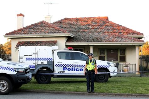 Polícia Australiana Encontra Cinco Corpos Em Casa De Perth Veja