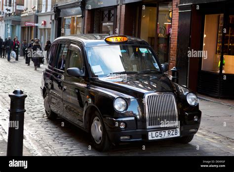 London Black Taxi Cab Stock Photo Alamy